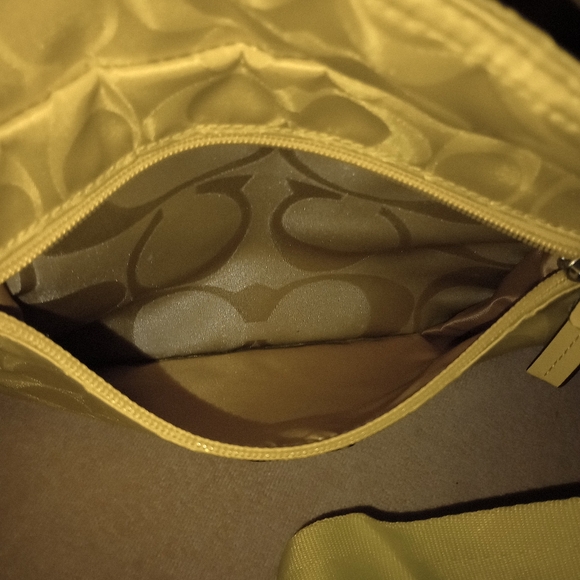 NWT COACH GETAWAY SIGNATURE NYLON FILE CROSSBODY IN SV/KHAKI/CITRINE - Picture 12 of 14